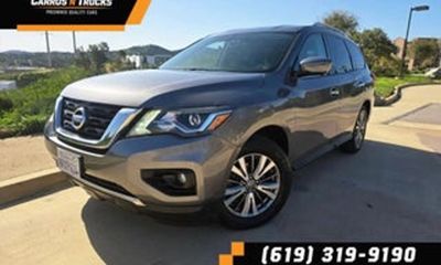 2020 Nissan Pathfinder SV