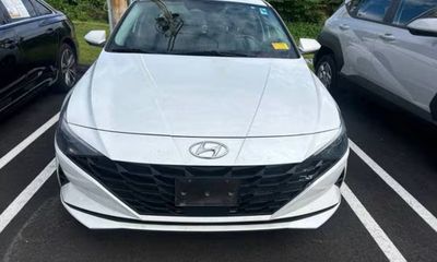 2023 Hyundai Elantra SEL W Convenience