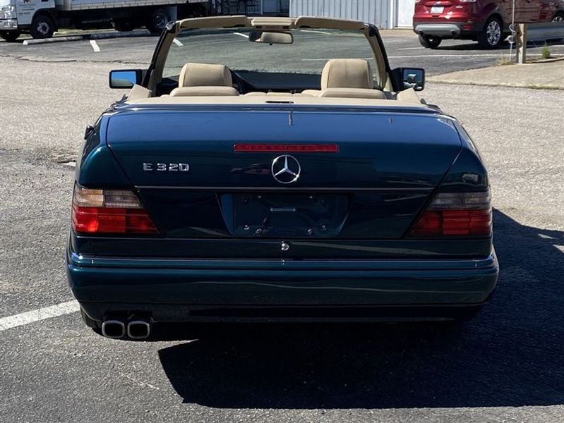 1995 Mercedes Benz E Class — a typically priced live listing