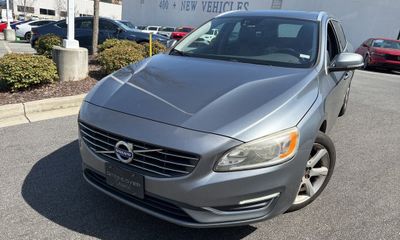2017 Volvo V60 Premier