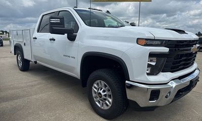 2025 Chevrolet Silverado HD Work Truck