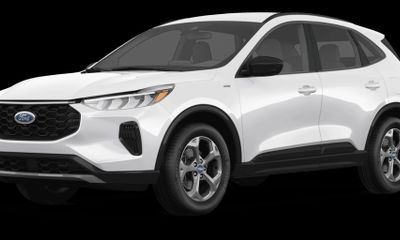 2025 Ford Escape ST Line