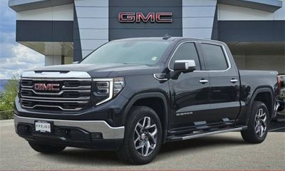 2023 GMC Sierra SLT