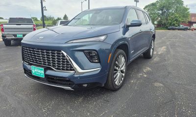 2026 Buick Enclave Avenir