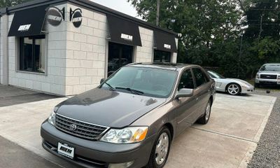 2004 Toyota Avalon XL