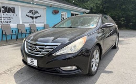 2011 Hyundai Sonata Middle Level