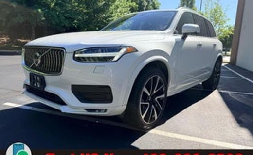 2021 Volvo XC90 Momentum