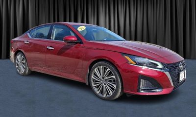 2025 Nissan Altima SL