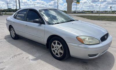 2006 Ford Taurus SE