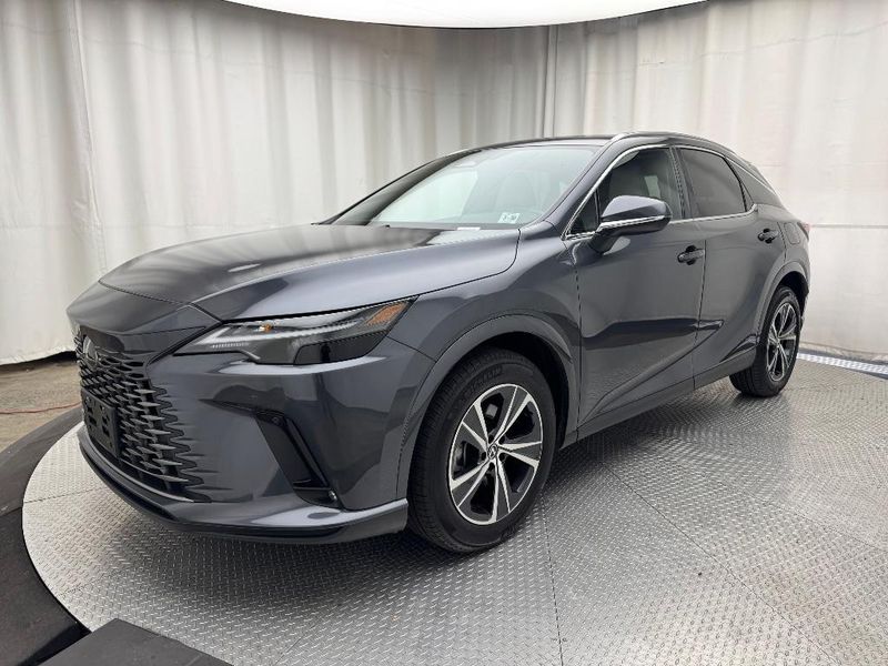 2025 Lexus RX — a typically priced live listing