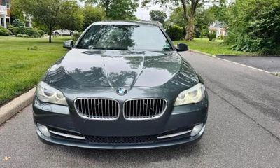 2012 BMW 528I I