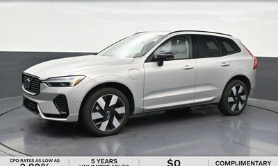 2024 Volvo XC60 Ultimate Dark