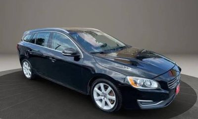 2017 Volvo V60 Premier