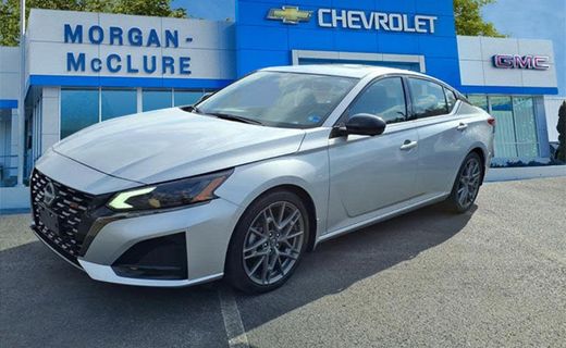 2023 Nissan Altima SR