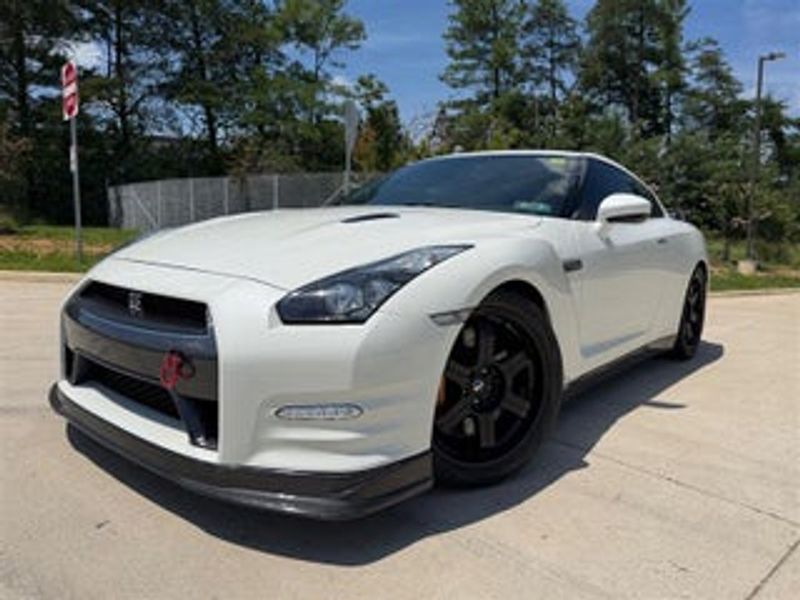 2013 Nissan GT-R — a typically priced live listing