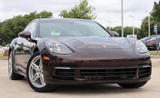 2018 Porsche Panamera