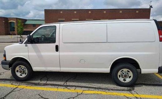 2015 GMC Savana 2500