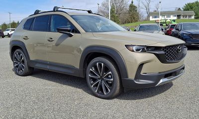 2026 Mazda CX-50 Premium Plus
