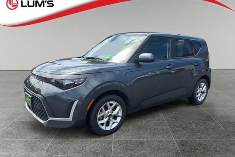 2024 Kia Soul — a typically priced live listing