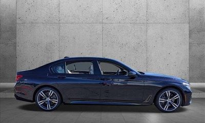 2019 BMW 750I