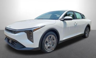 2026 Kia K4