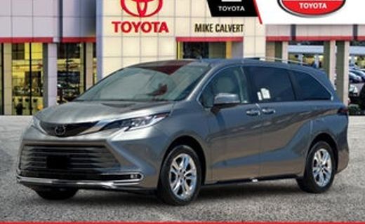 2026 Toyota Sienna LE