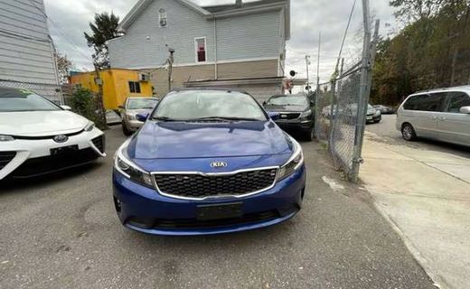 2017 Kia Forte LX Base