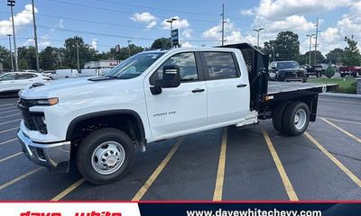 2025 Chevrolet Silverado HD Work Truck
