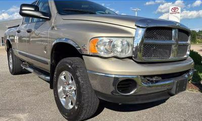 2004 Dodge RAM SLT