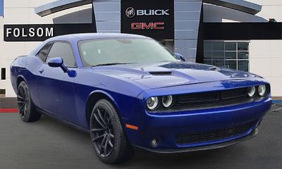 2022 Dodge Challenger SXT