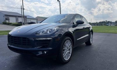 2017 Porsche Macan S