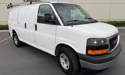2017 GMC Savana 2500