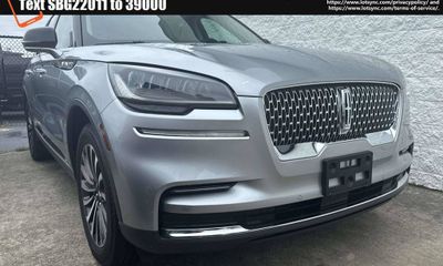 2023 Lincoln Aviator Base