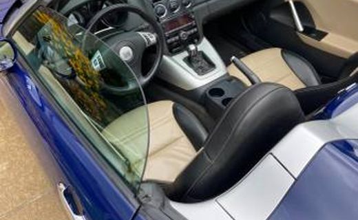 2009 Saturn SKY RED Line