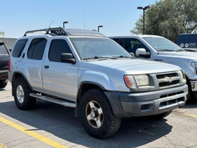 2000 Nissan Xterra — a typically priced live listing
