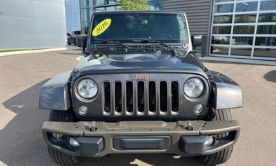 2016 Jeep Wrangler Sahara
