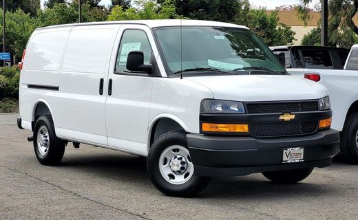 2026 Chevrolet Express 2500