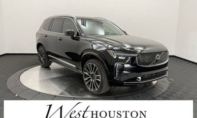 2026 Volvo XC90 Plus Bright