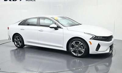 2022 Kia K5 LXS