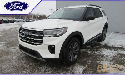 2025 Ford Explorer Active