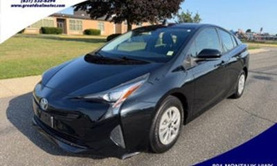 2016 Toyota Prius ONE TWO