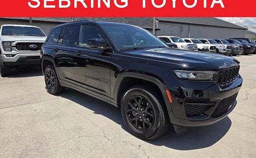 2024 Jeep Grand Cherokee Laredo