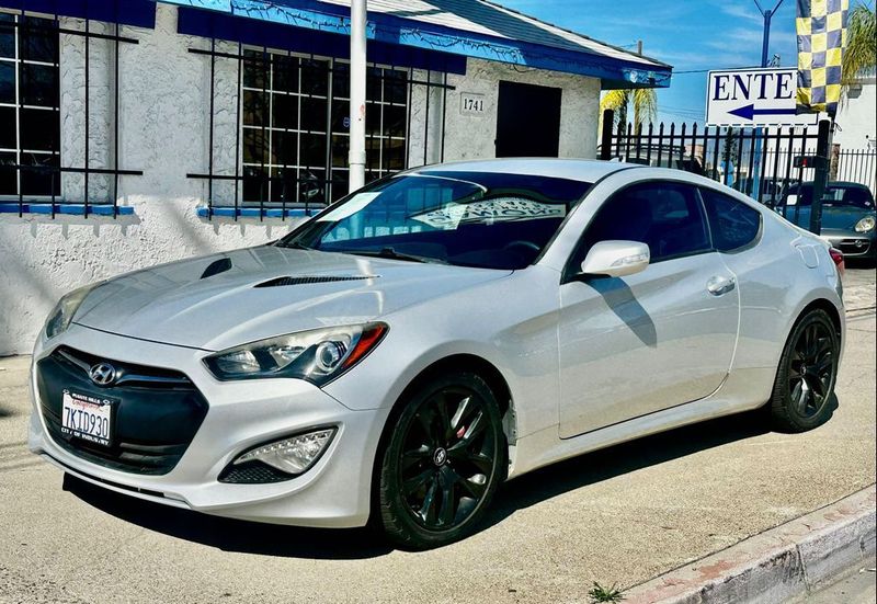 2015 Hyundai Genesis Coupe — a typically priced live listing