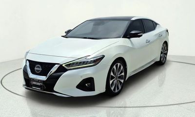 2023 Nissan Maxima