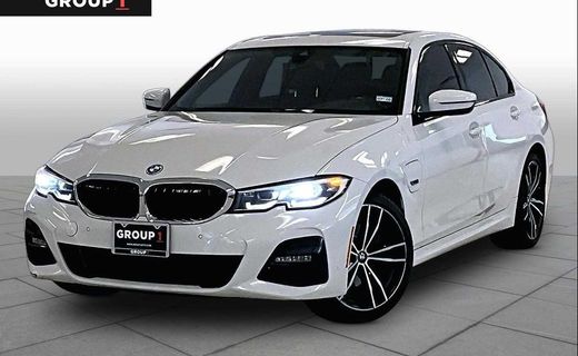 2022 BMW 330E