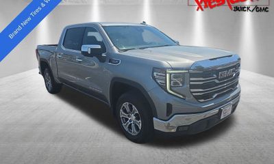 2024 GMC Sierra SLT