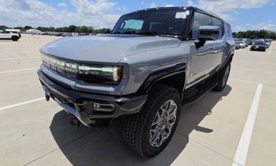 2025 GMC Hummer EV SUV 3X