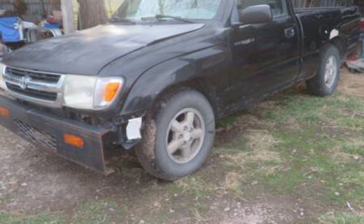 1998 Toyota Tacoma Deluxe