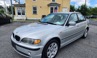 2004 BMW 325i I