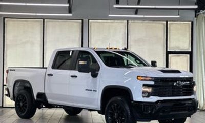 2026 Chevrolet Silverado HD Custom
